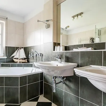 Апартаменты De Strandloeper 01 *